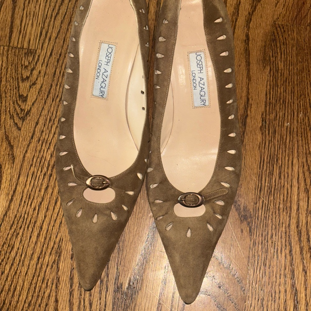 Joseph Azaguri Brown Heels with Scalloped Edges and Bow Detail